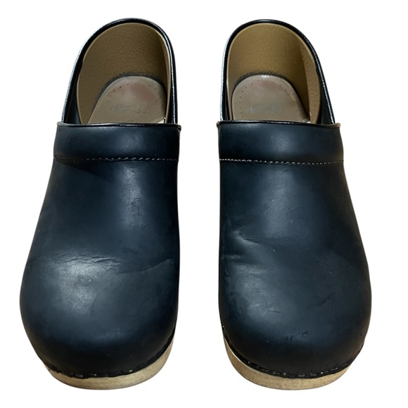 Dansko Black Professional Clogs - Picture 4 of 8